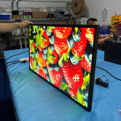Beli 32 '' 4K menonjolkan panel LCD tampilan LCD luar jendela toko cerah Tampilan signage online manufacture