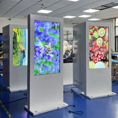 Beli Papan Tanda Digital Luar Ruangan Tahan Air 55 Inci dengan Sentuhan Kapasitif 10 Titik dan Kios Iklan LCD dengan Umur 50000 Jam pembuatan online