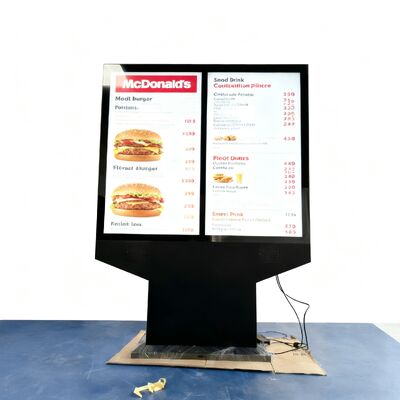 55 Inch Digital Signage Luar Ruangan dengan Kecerahan 3000-4000 Nits, Warna Adobe RGB 98%, dan Kios Iklan Tahan Air IP65